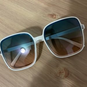 Beautiful OMBRÉ Sunglasses